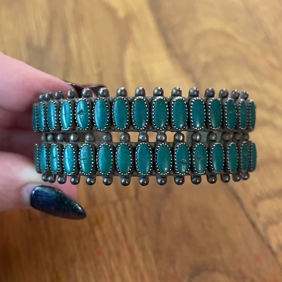 Vintage green turquoise cuff - Picture 3 of 3